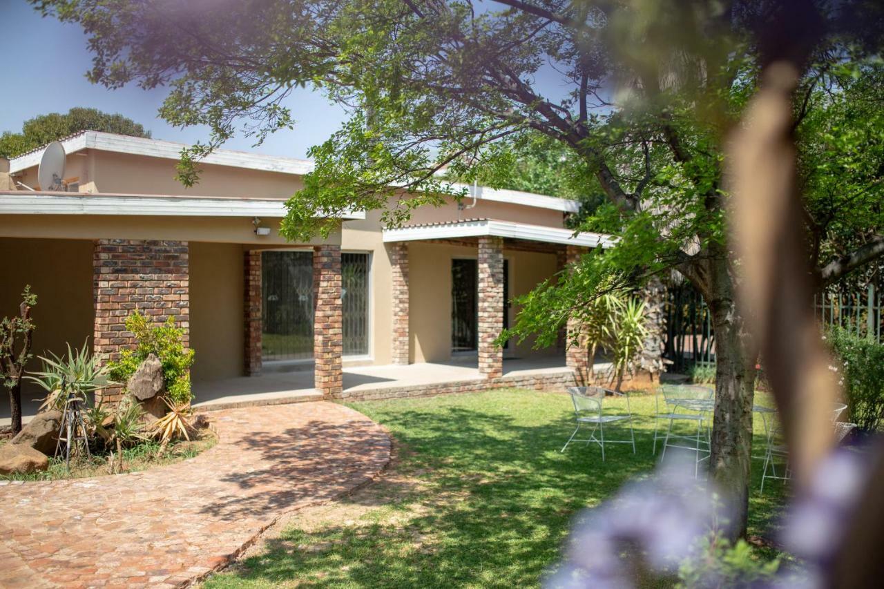 Opstal Guestfarm Hotel Potchefstroom Exterior foto